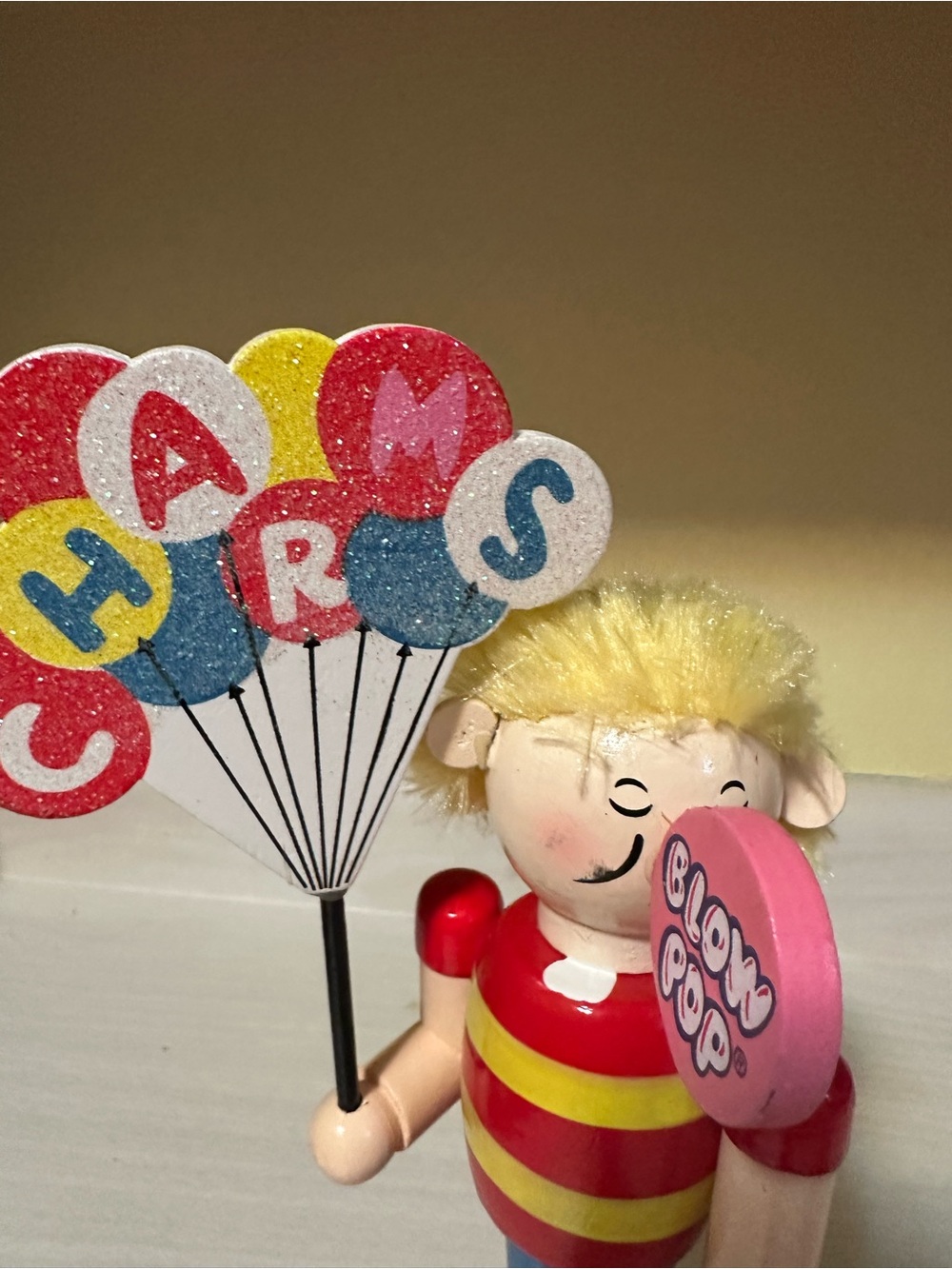 Charms Blow Pop Wooden Carnival Boy Nutcracker - Picture 5 of 7